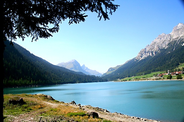 Camping am Sufnersee bei Splügen in Graubünden